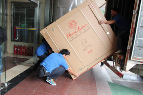 渭滨钢琴贵重工艺品无忧运